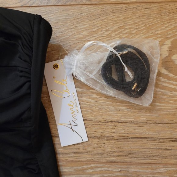 157. Anne Cole top with optional straps. Black. Size S. NWT - Picture 3 of 4